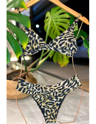 Biquini top fixo + calcinha cintura alta onça