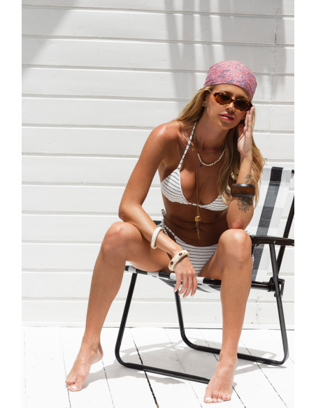 Biquini top  triângulo + calcinha de lacinho fio duplo listrado textura